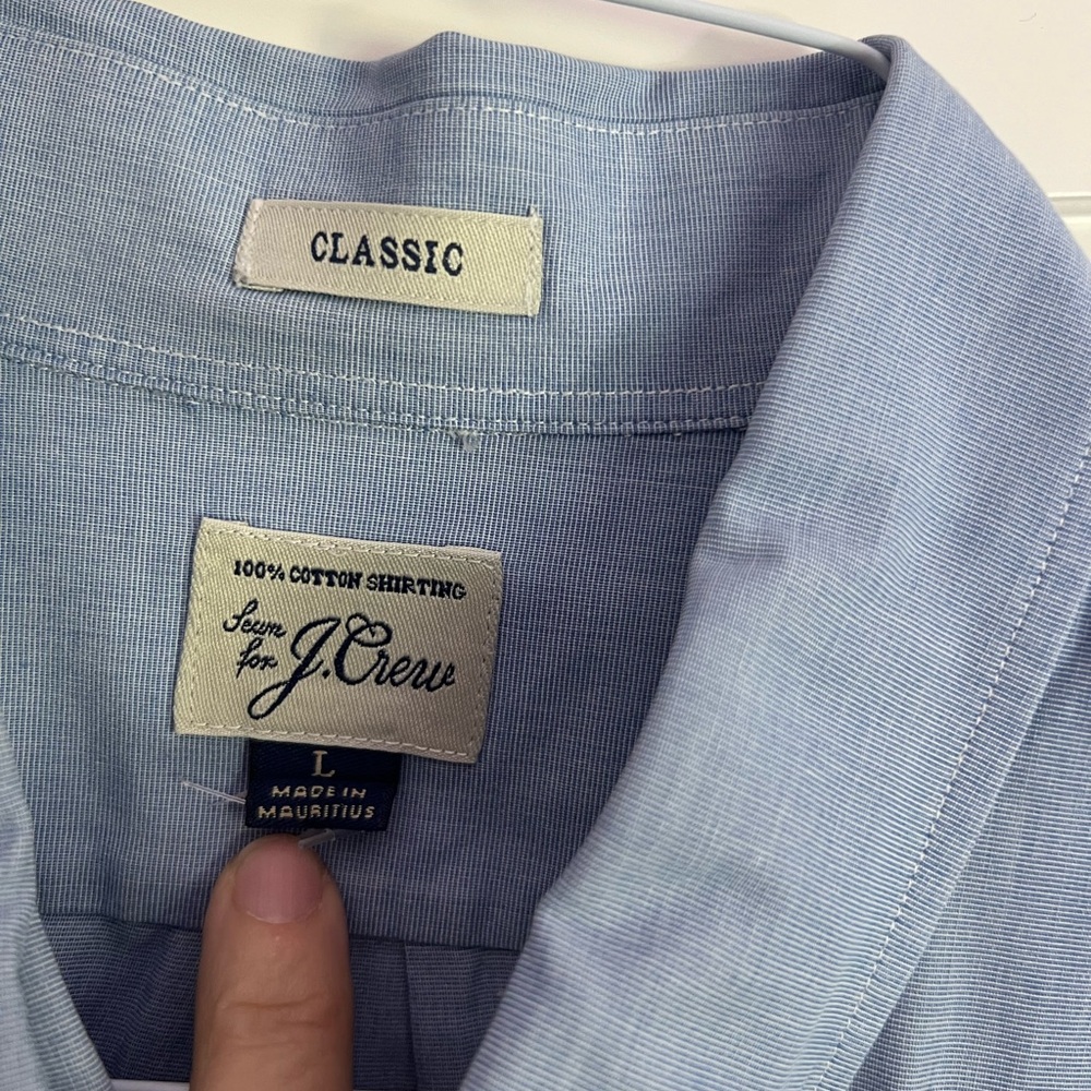 J. Crew Classic Men’s Button up Light Blue Cotton Shirt